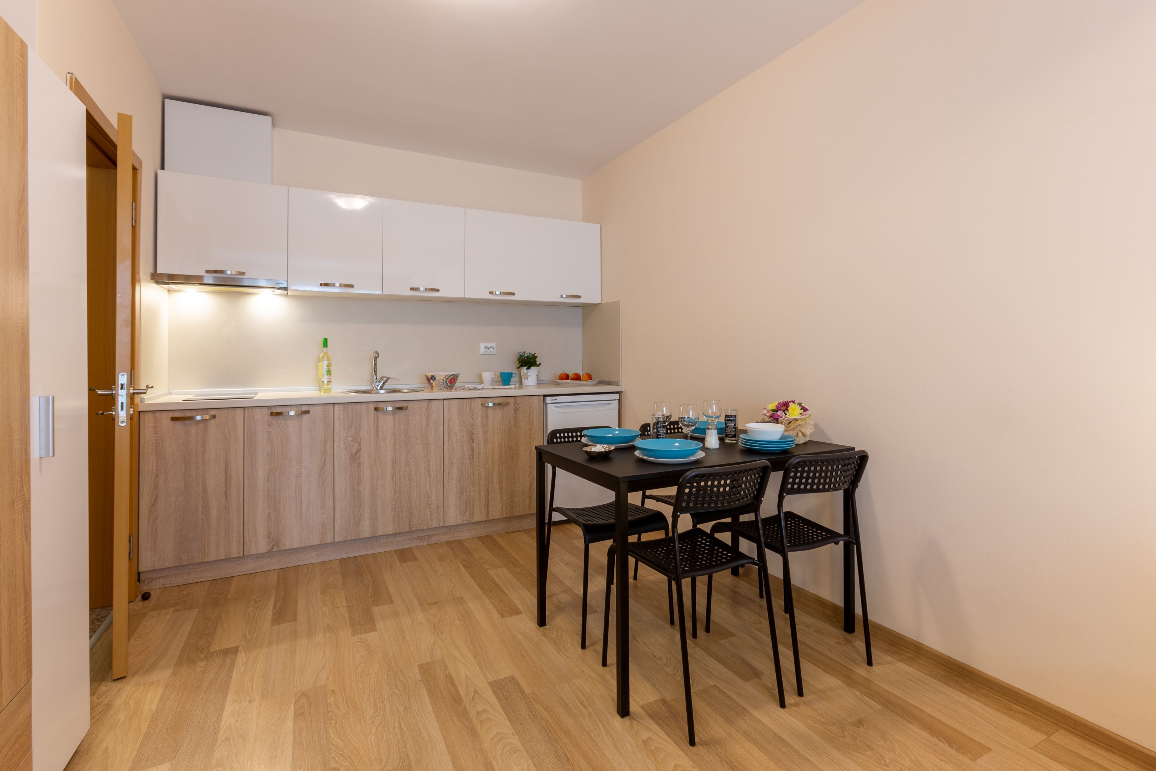 Zweibettzimmer (2 Einzelbetten) — Apartments Flora Burgas (8)