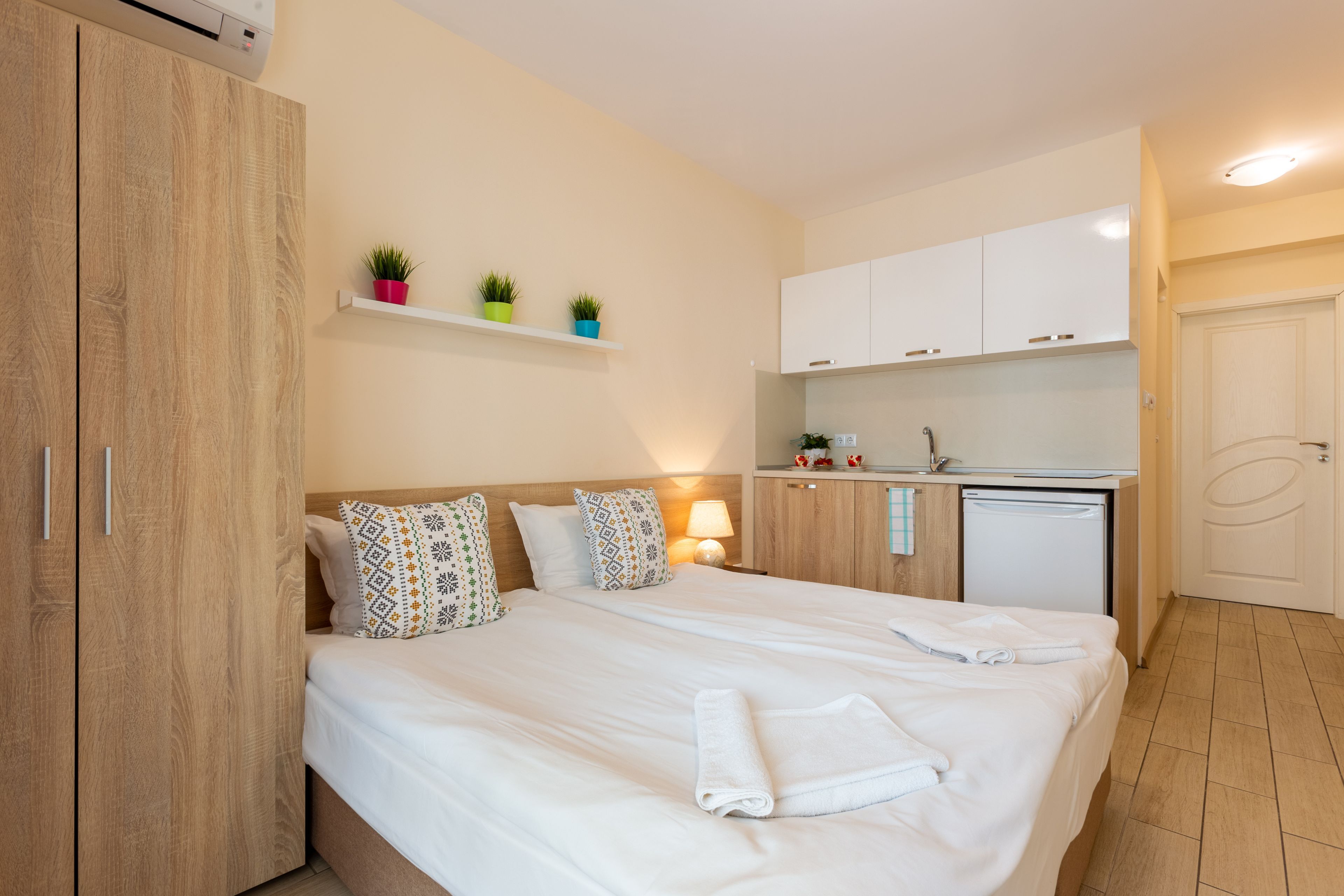 Двомісний номер (2 односпальні ліжка) — Apartments Flora Burgas (2)