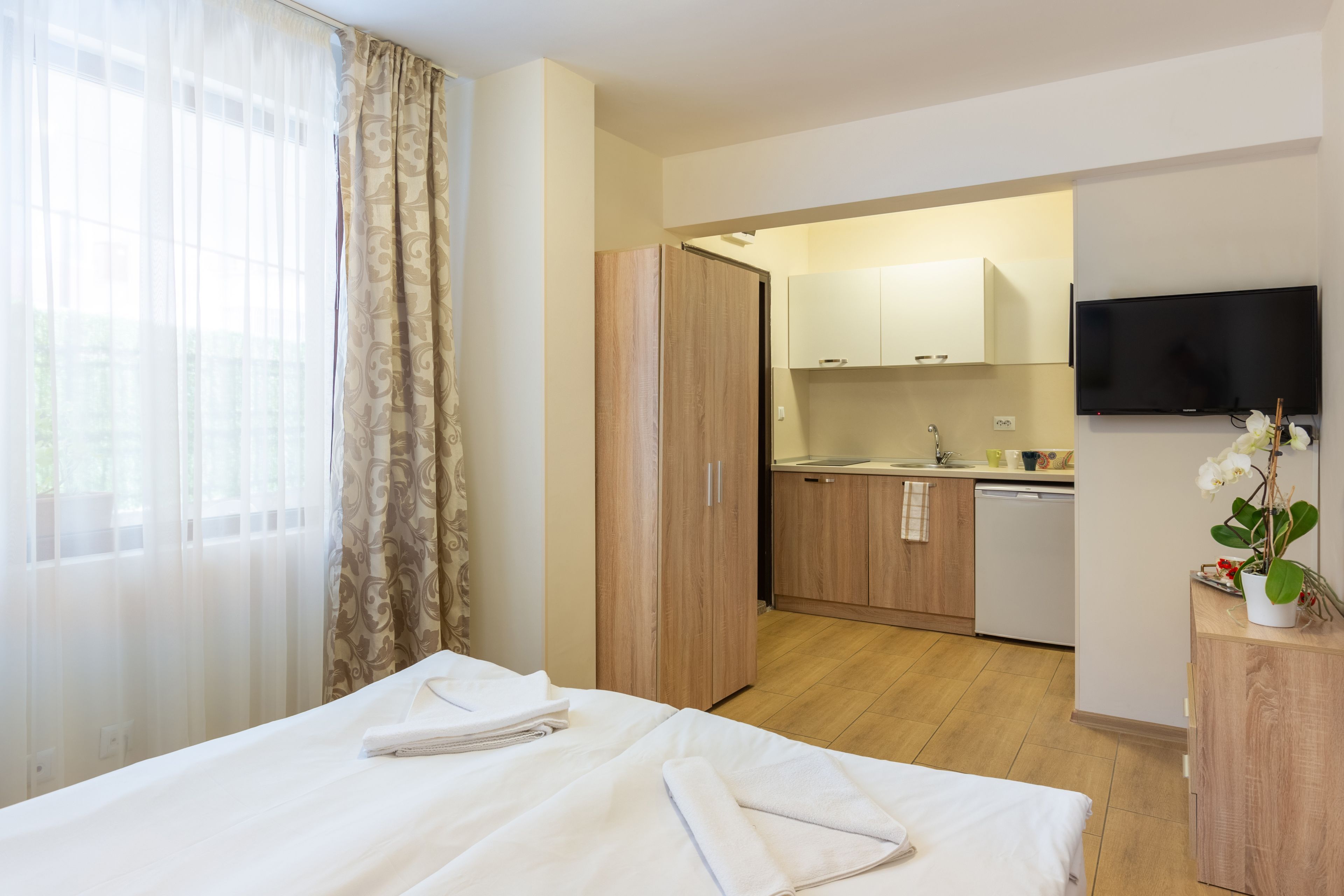 Zweibettzimmer (2 Einzelbetten) — Apartments Flora Burgas (4)