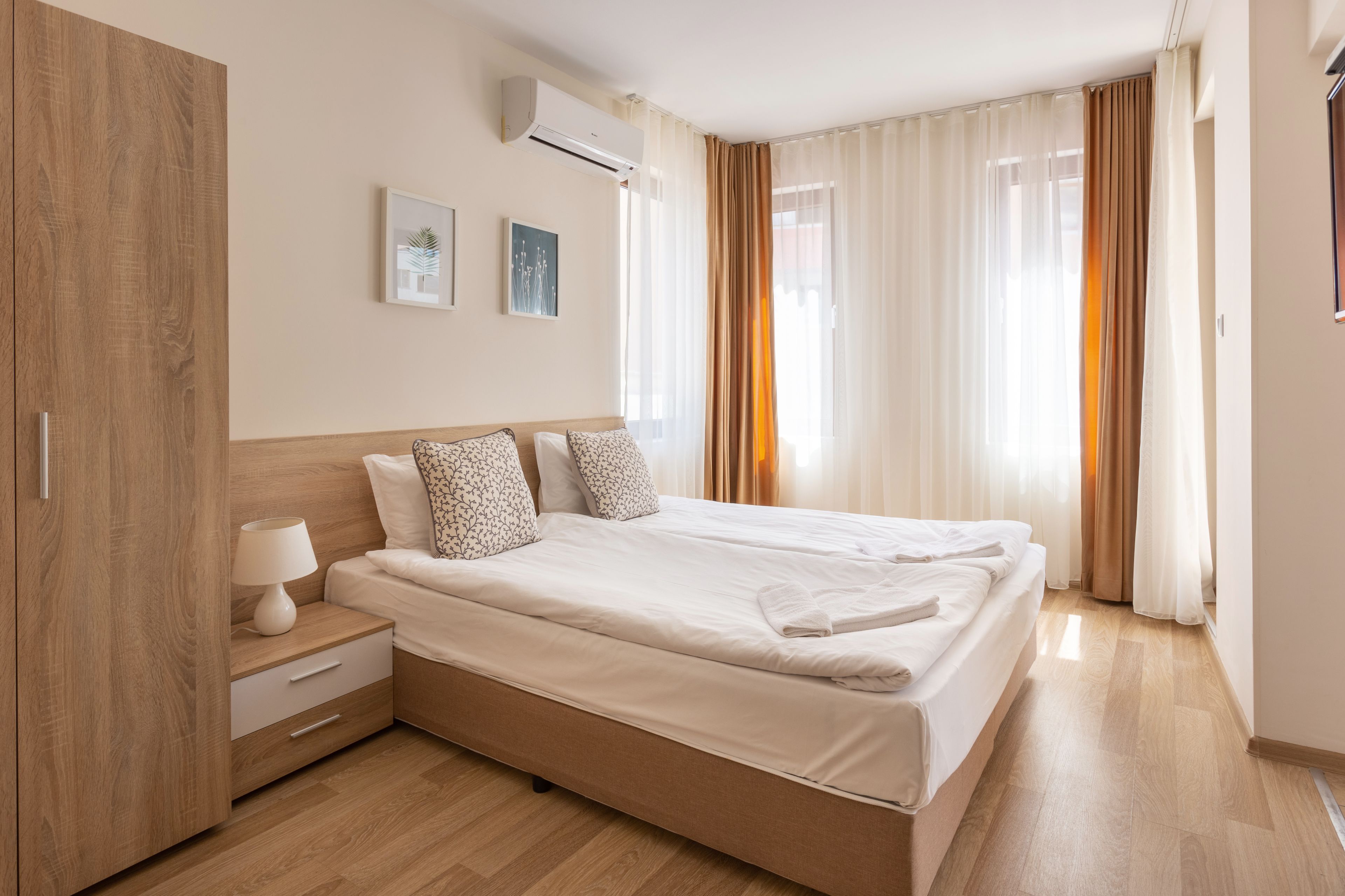 Zweibettzimmer (2 Einzelbetten) — Apartments Flora Burgas (2)